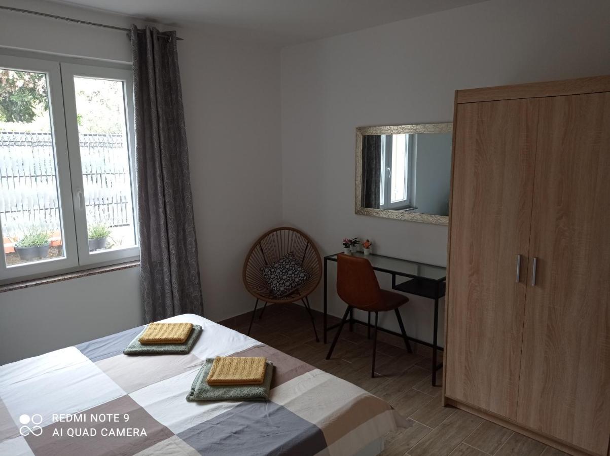 Linda Apartament