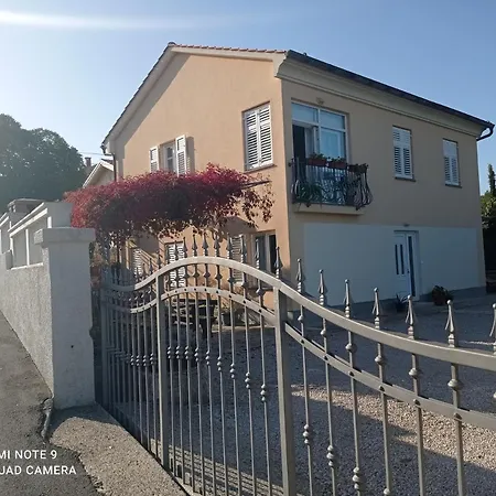 Apartman Linda Krk Town Exterior foto